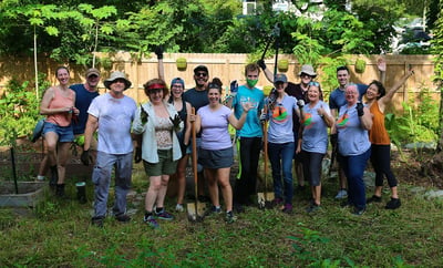 EB4 farm 527 cleanup group shot