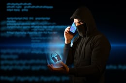 【要警戒】ビッシングとデバイスコードフィッシングが急拡大